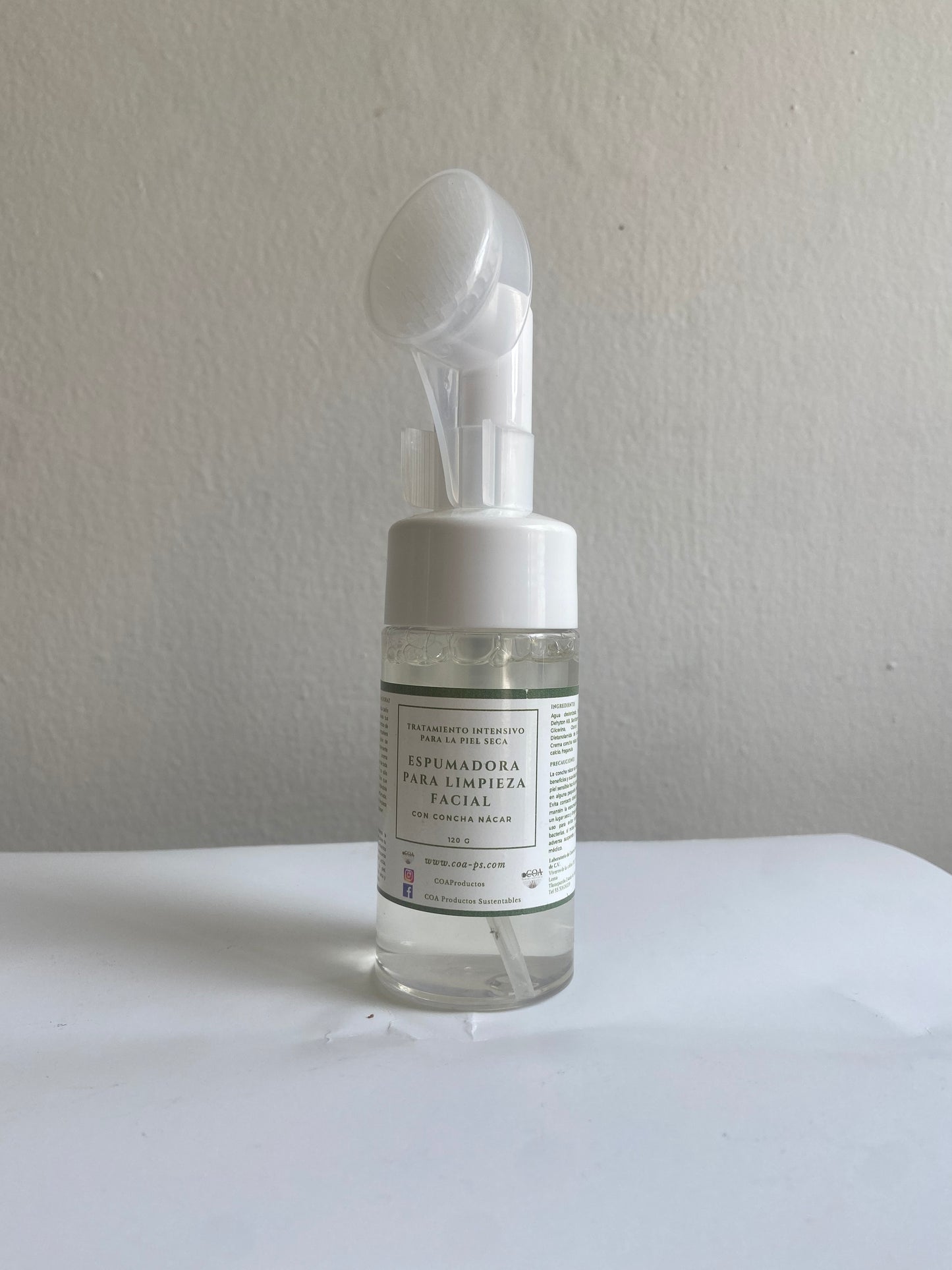 Espumadora facial con Concha Nácar